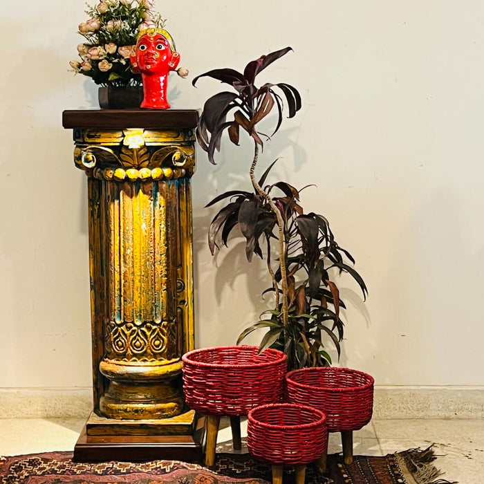 The Versatile Pedestal - Khojcrafts