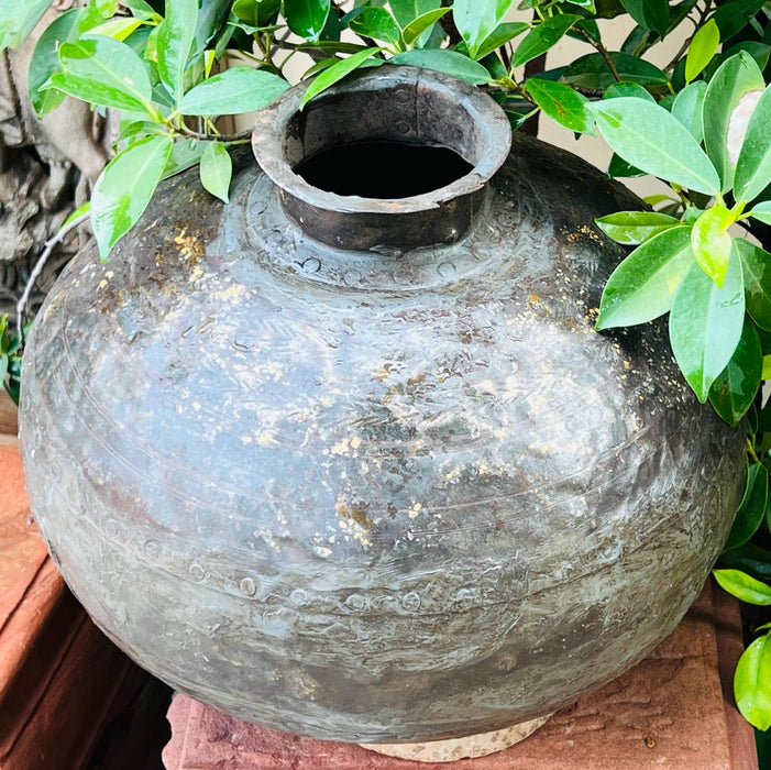 Aarna 2: Vintage Metal Matka Planter