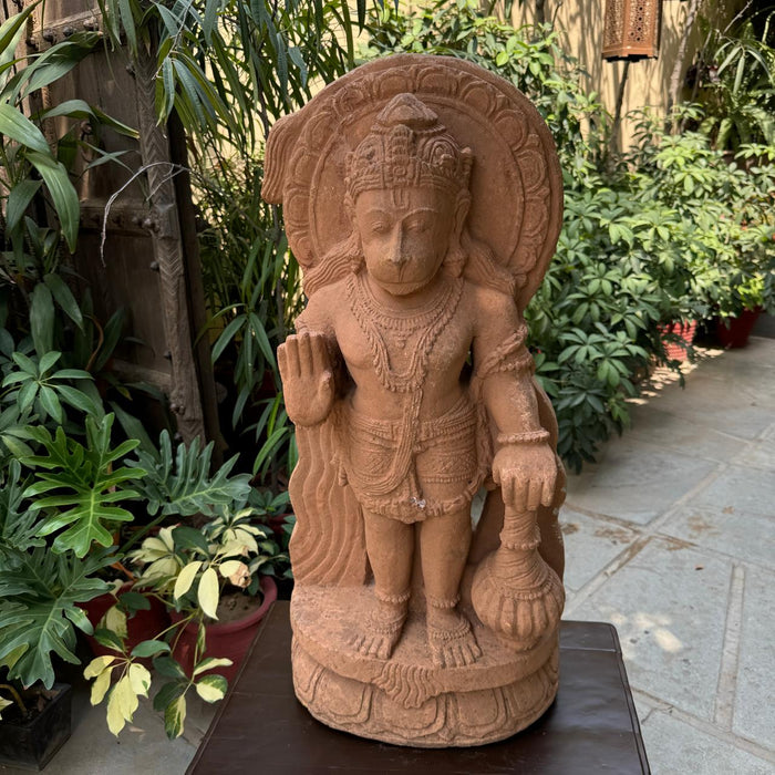 Stone Hanuman : Murti 10