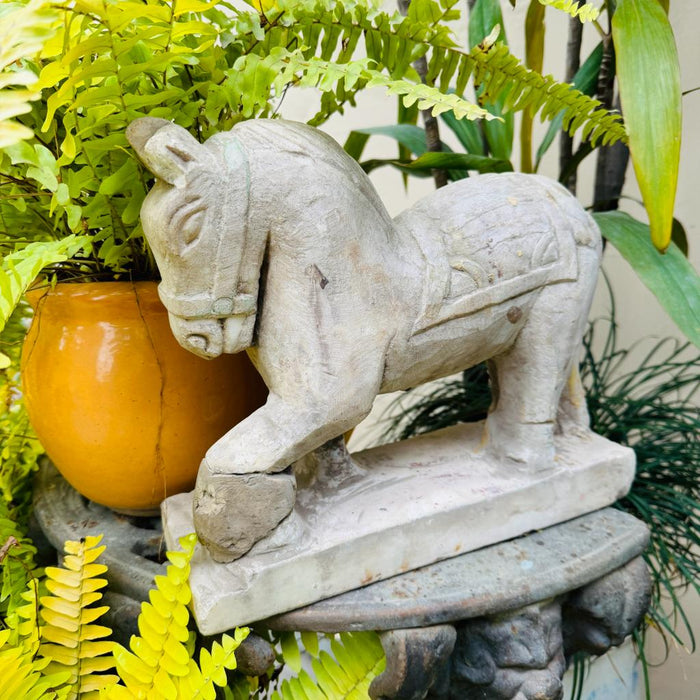 Marble Horse : Murti 8