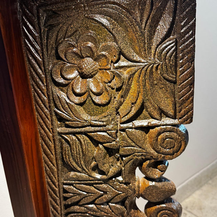 Tall Pedestal Lamp with Carved Panels – Statement Divider Piece : Noor 10