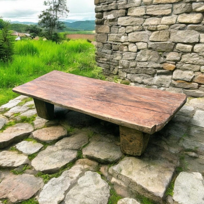Naga Table