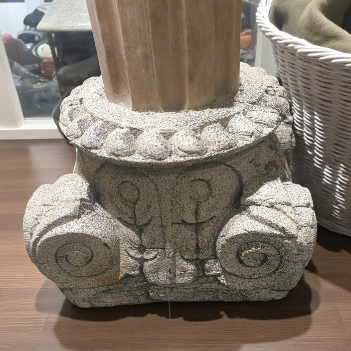 Marble Pedestal – Timeless Elegance in White Stone : Ruhana 17
