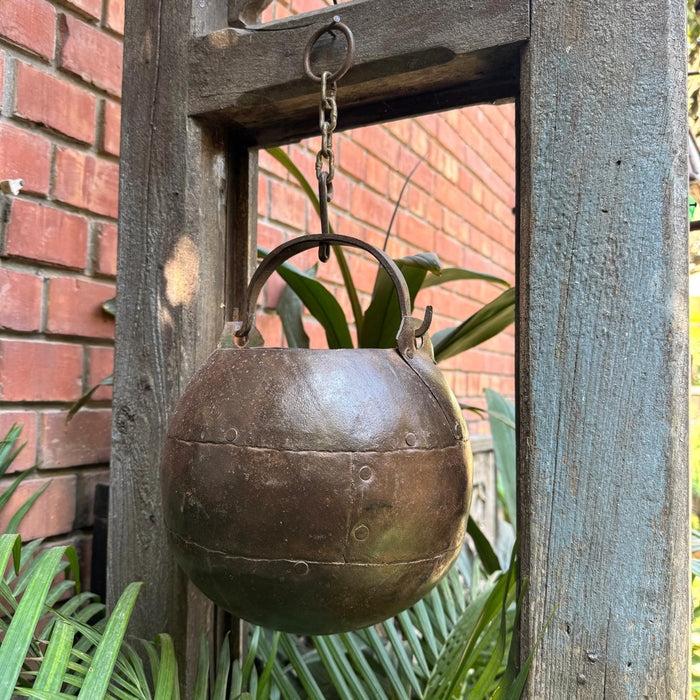 Hanging metal planter with Chain  : Burhan - 14