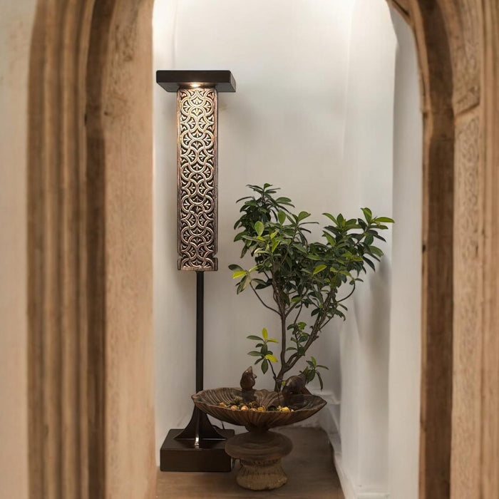 Carved panel on stand : Stambh 8