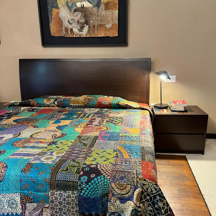Akhfash : Multicoloured Patchwork Bedcover with Kantha Work ( Double )