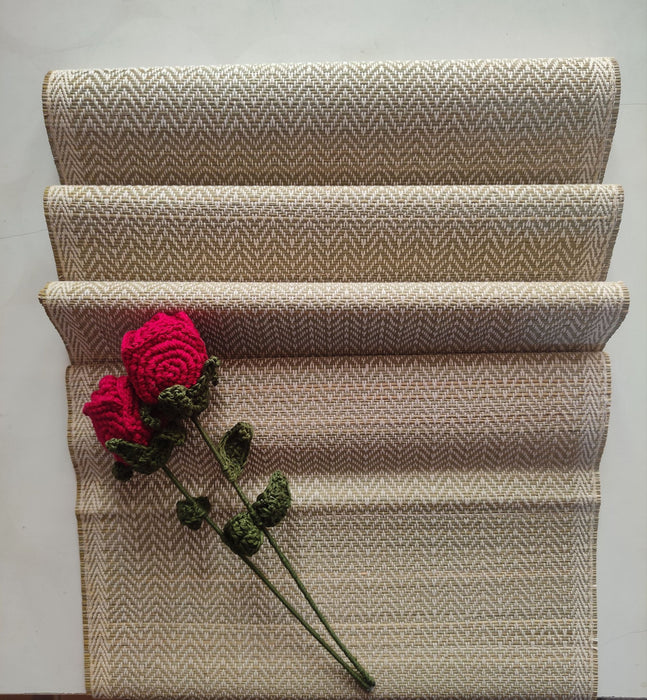 Table Runner : Hand woven madurkathi natural grass