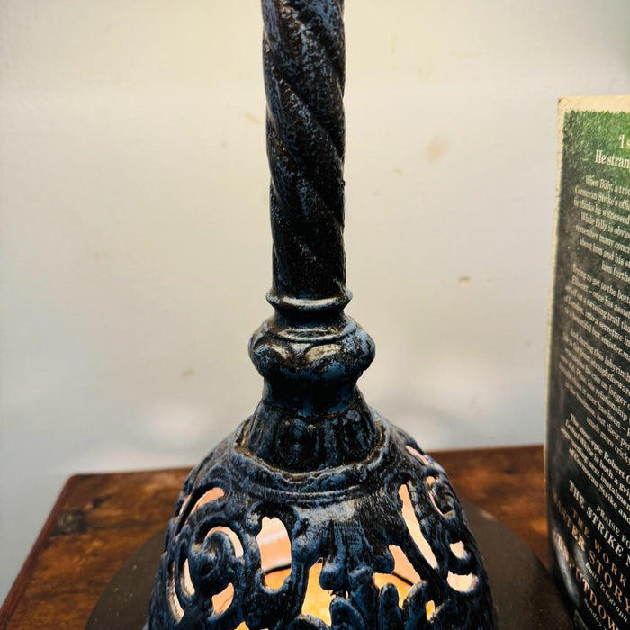 Cast iron Lamp : Noor 36 (Shade Included )