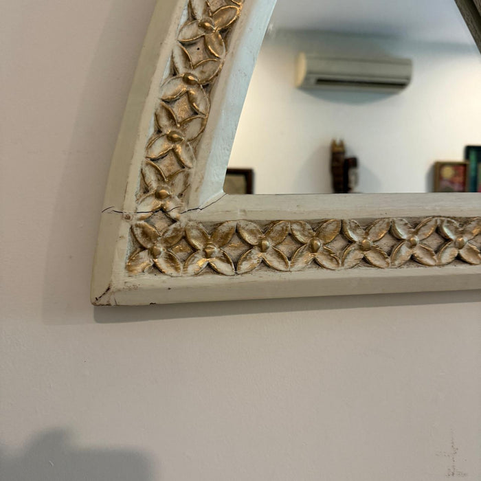 Wooden mirror : Aaina 15