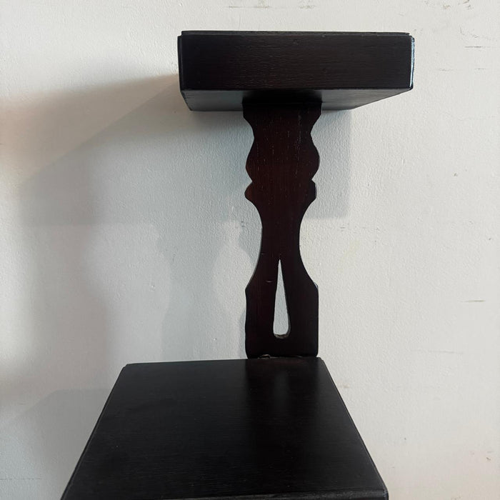 Two-Level Pedestal : Ruhana 10