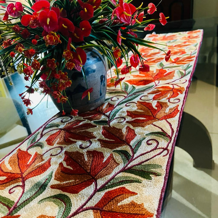 Embroidered table runner 2