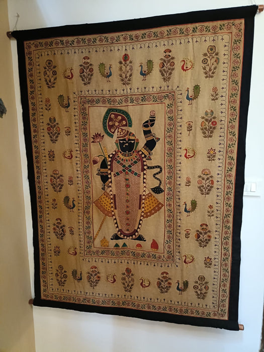 Large Embroidered Pichwai – Srinathji with Floral & Peacock Motifs