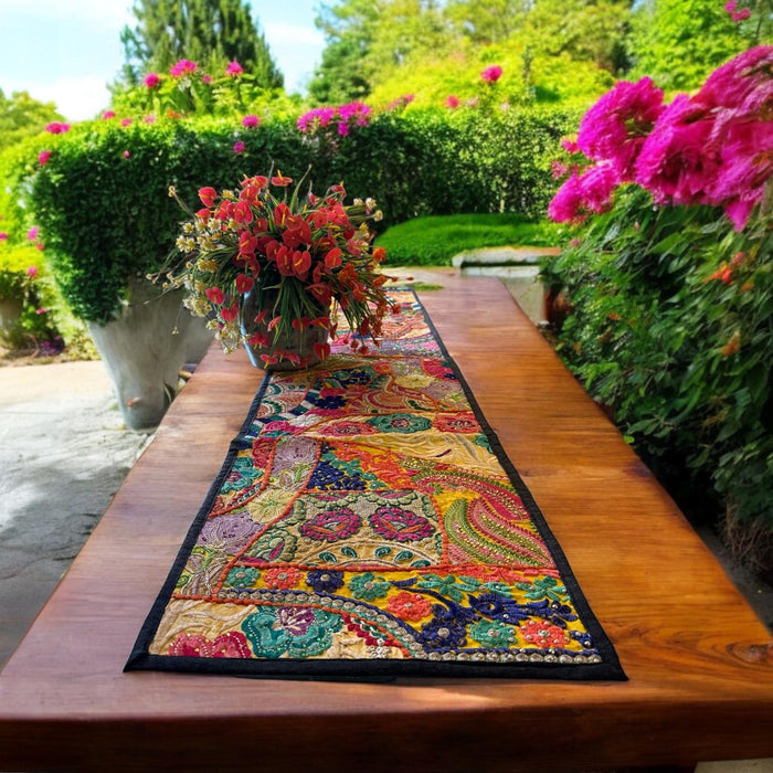 Embroidered table runner 8