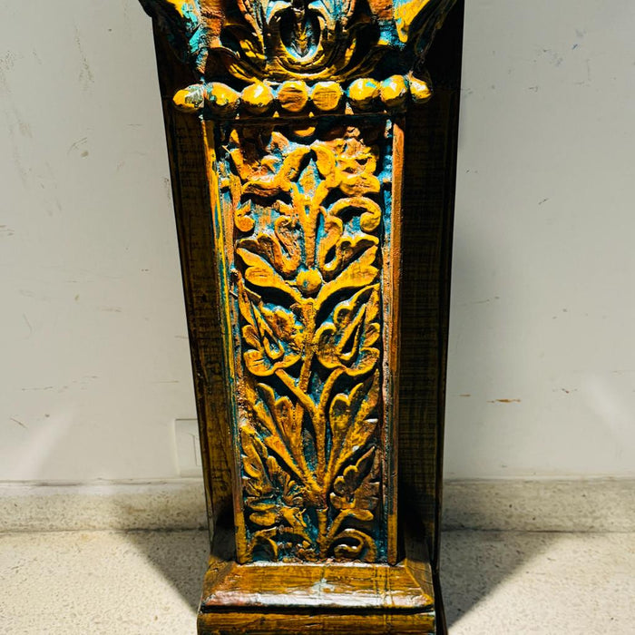 Wooden pedestal : Ruhana 10