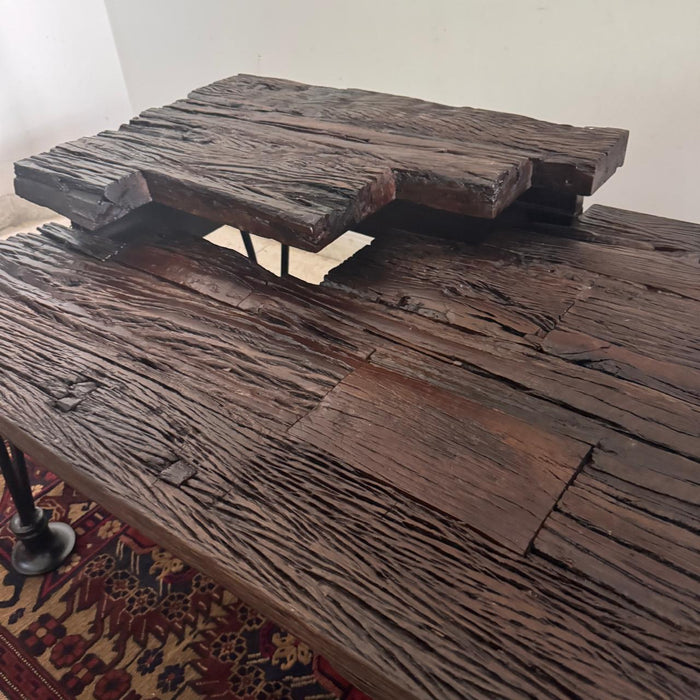 Raw wood table : Daksh 7