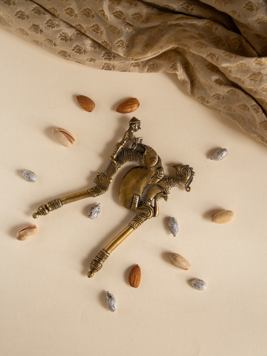 Parrot Brass Nut Cutter Sarota 

(For decorative purpose only)