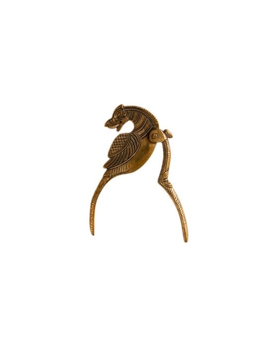 Peacock Brass Nut Cutter Sarota 

(For decorative purpose only)