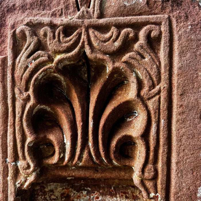 Stone Ala – Intricately Carved & Gracefully Proportioned - 4