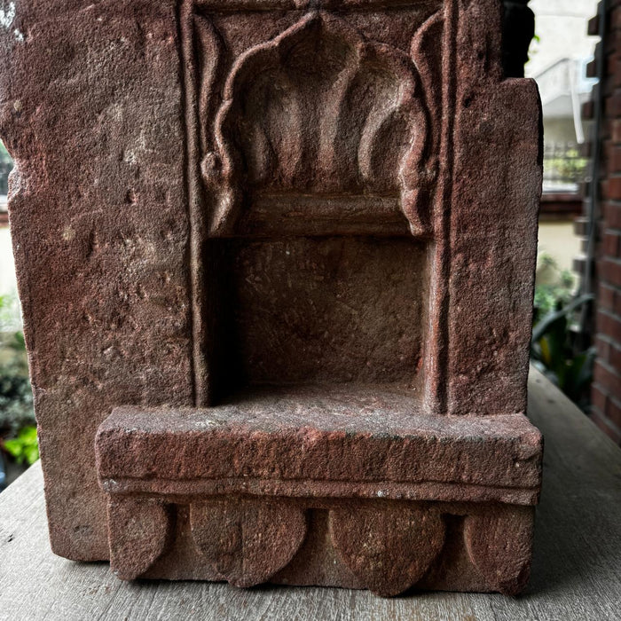 Stone Ala – Intricately Carved & Gracefully Proportioned - 1
