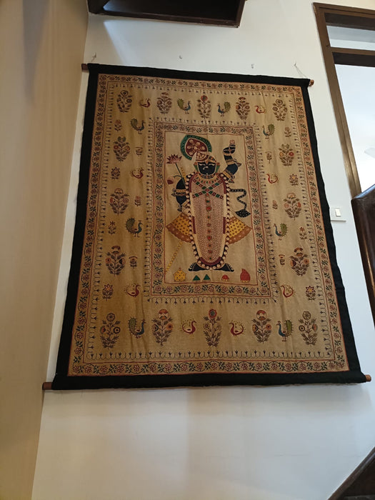 Large Embroidered Pichwai – Srinathji with Floral & Peacock Motifs