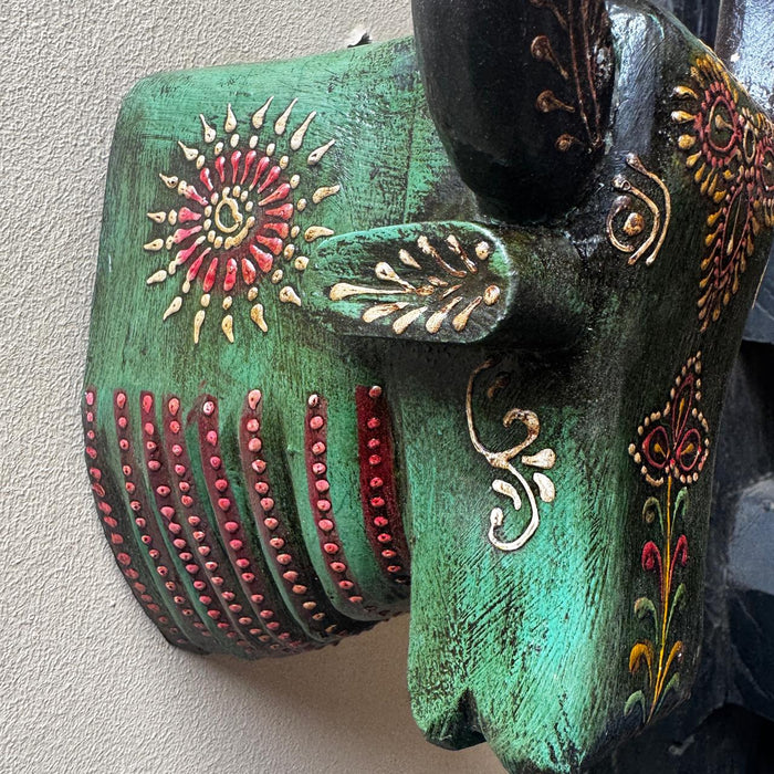 Wooden Bull head : 4