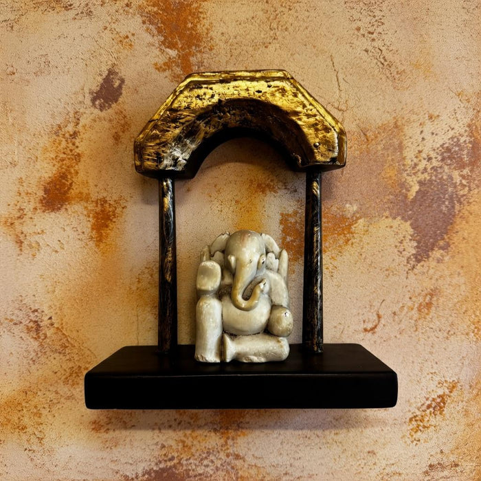 Small Vintage Mandir : Devalaya 6