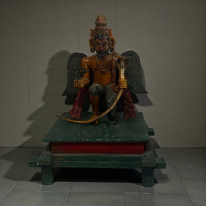 Wooden Garuda – Exquisitely Crafted & Majestic