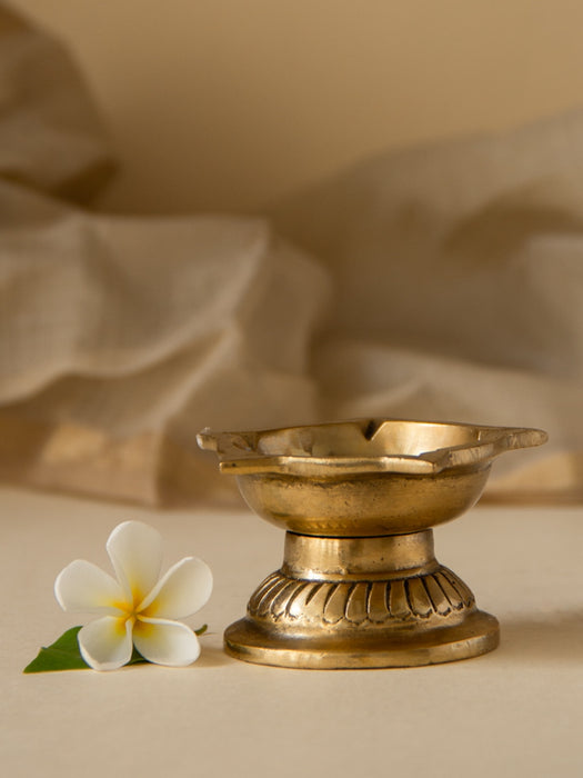 Phool Carved Brass Diya – Handcrafted 5-Wick Oil Lamp