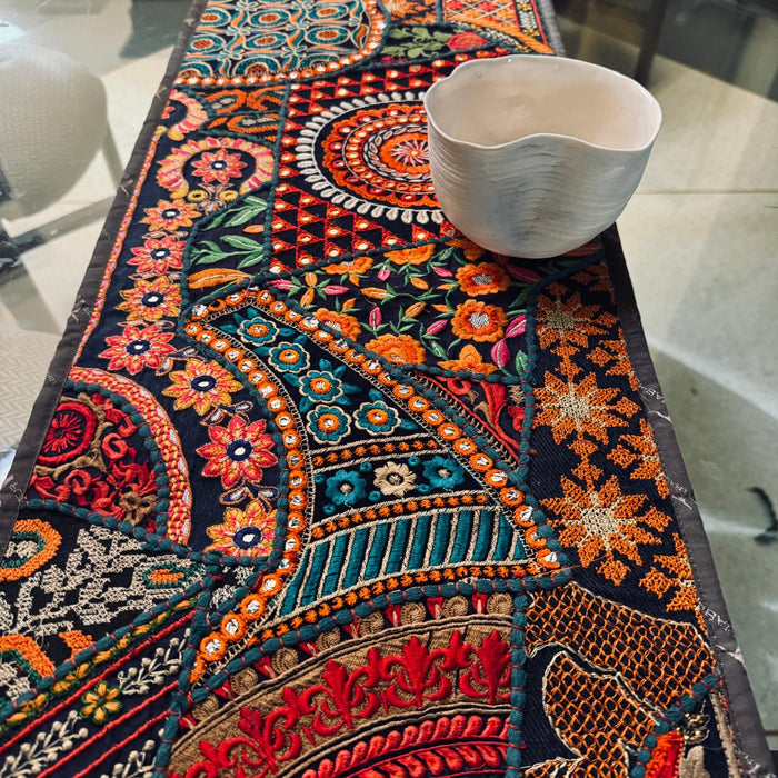 Embroidered table runner : Kasheeda 3