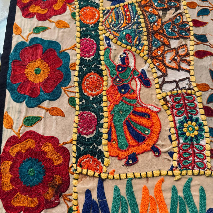 Embroidered table runner : Kasheeda 6