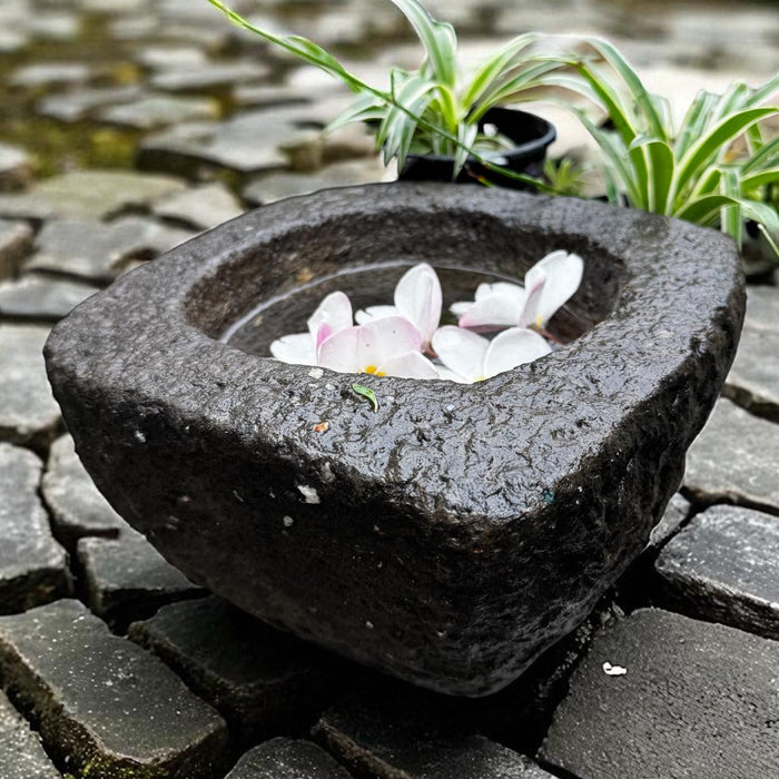Kharal  7  : Stone with Depth