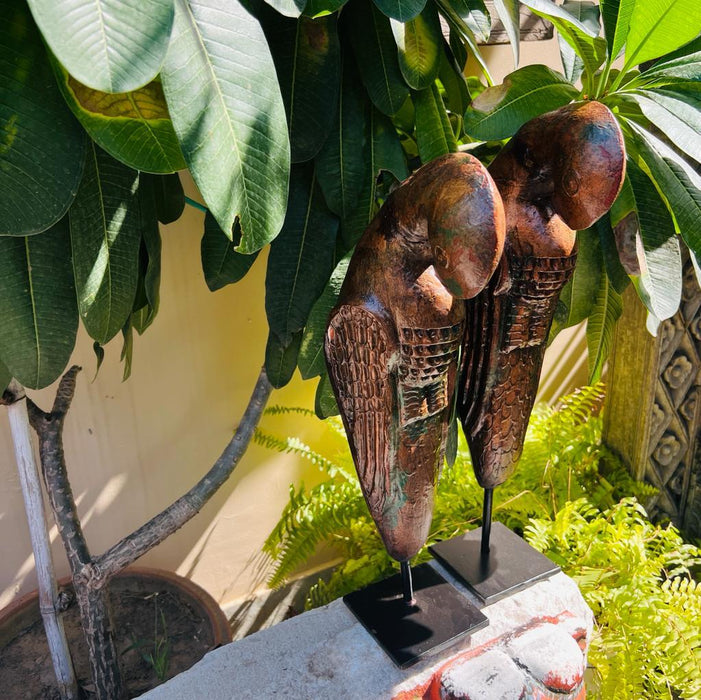 Carved wooden Parrot ,  Inaayat : 5 ( Sold individually)