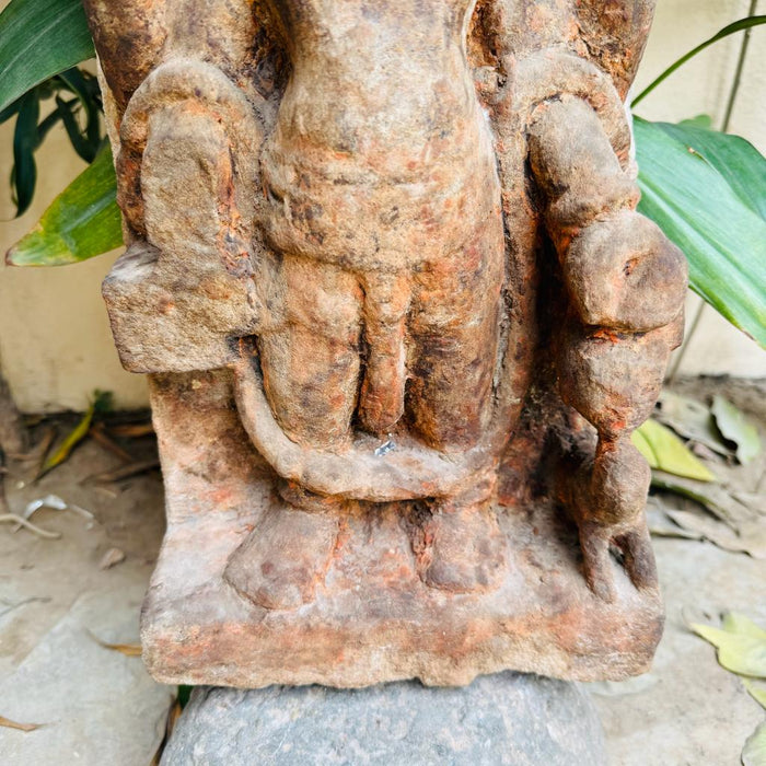 Stone sculpture : Murti 11