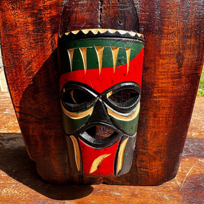 Cheerful African Mask on Wood Panel : Mukhauta 13