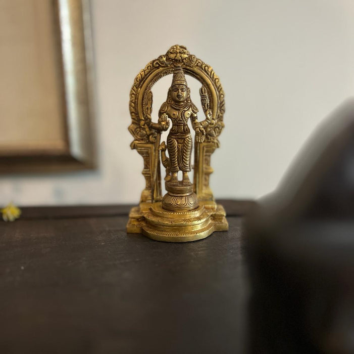 Pital 10 : Vintage Style Brass Statue of Lord Murugan