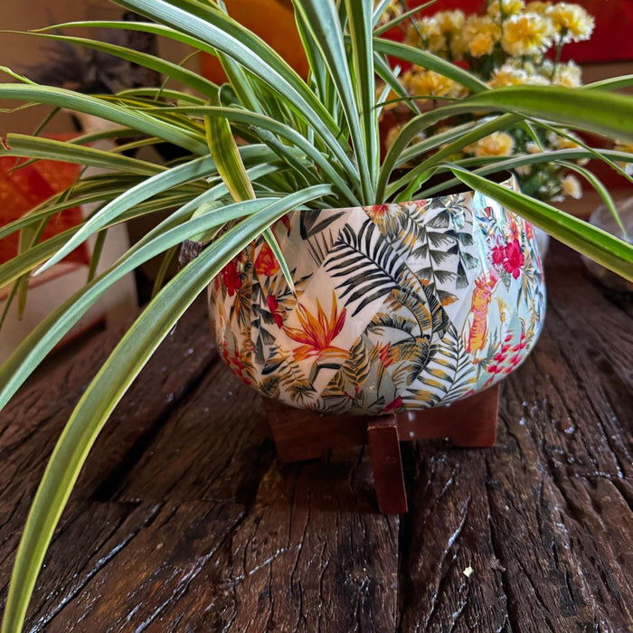 Small Metal Planter with Wooden Stand-1