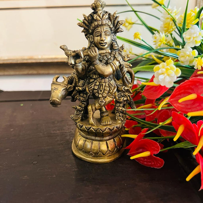 Pital 9 : Lord Krishna Vintage Style Brass Statue — Khojcrafts