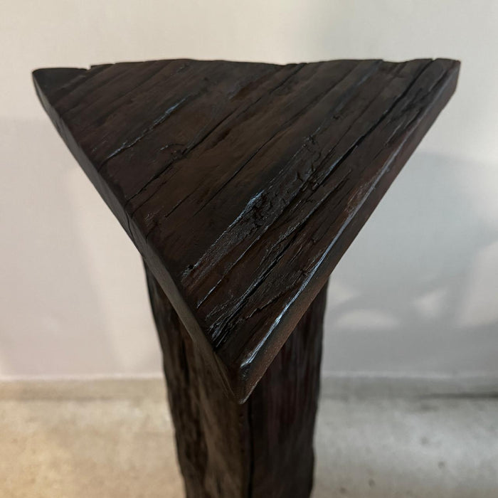 Raw Wood Planks Pedestal – Natural & Contemporary: Ruhana 13