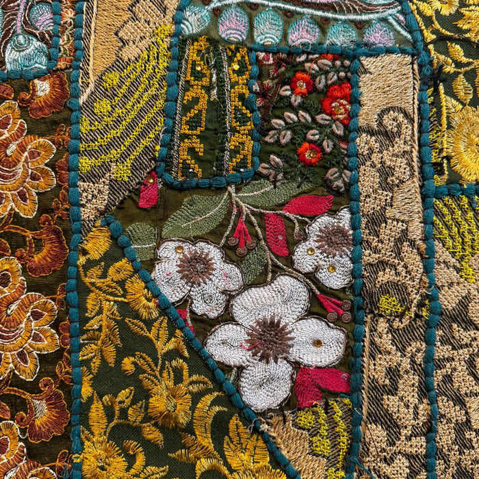 Embroidered table runner : Kasheeda 3