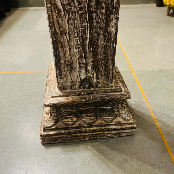 Ruhana 8 : Pillar  pedestal