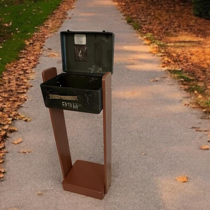 Metal  Box planter on a Stand  : Baxa 1
