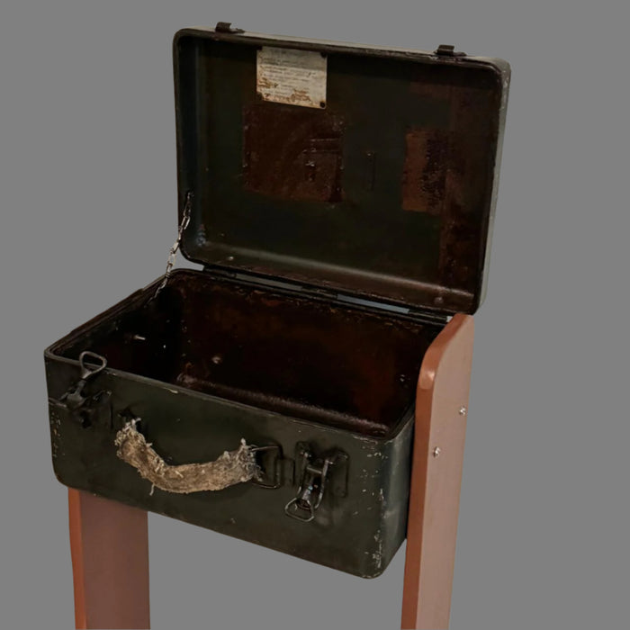 Metal Box planter on a Stand  : Baxa  2
