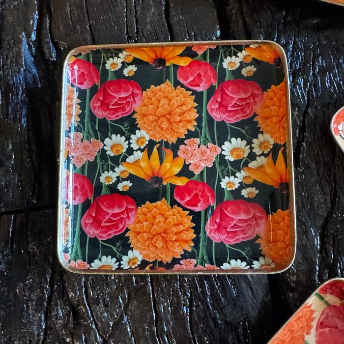 Set of 4 Metal Snack Plates- 2