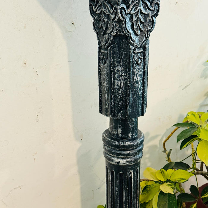 Tall vintage pillar : Stambh 5