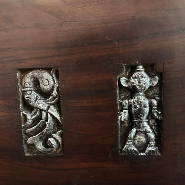 Wooden bench : Takht 5