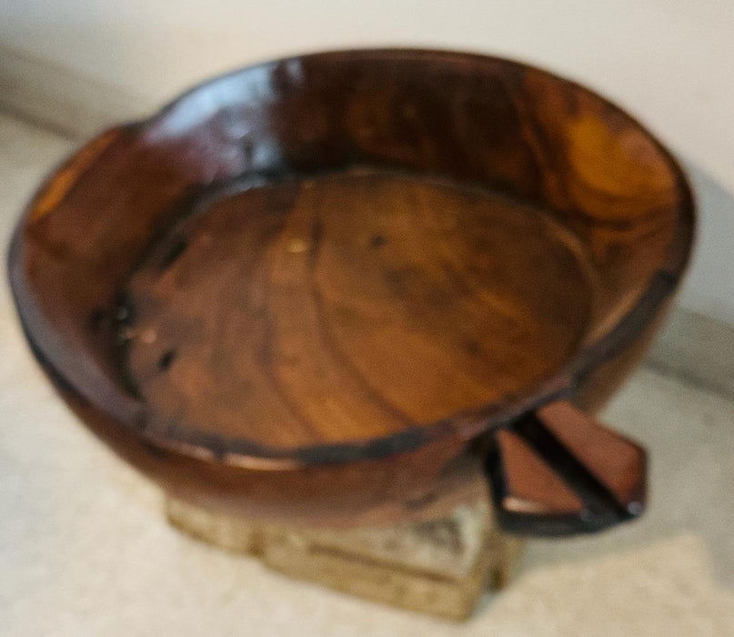 Wooden platter : 2  ( Sold Individually)