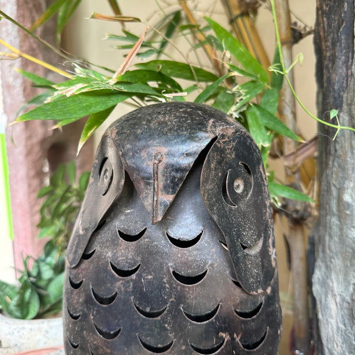 Metal Owl Sculpture  : 1 ( Sold Individually)