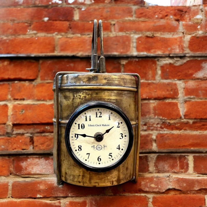 Tiffin Carrier Clock 1 : Vintage Style