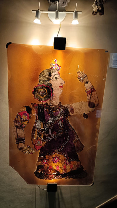Leather Puppet 3 : Large