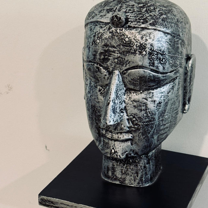 Amba 5 : Wooden Sculpture Head on pedestal